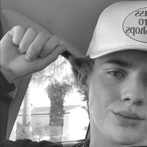 Meet your Posher, Joe